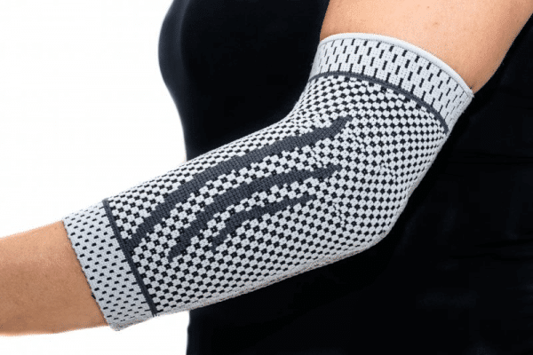 AT53043 Ellenbogenbandage mit Silikonverstärkung